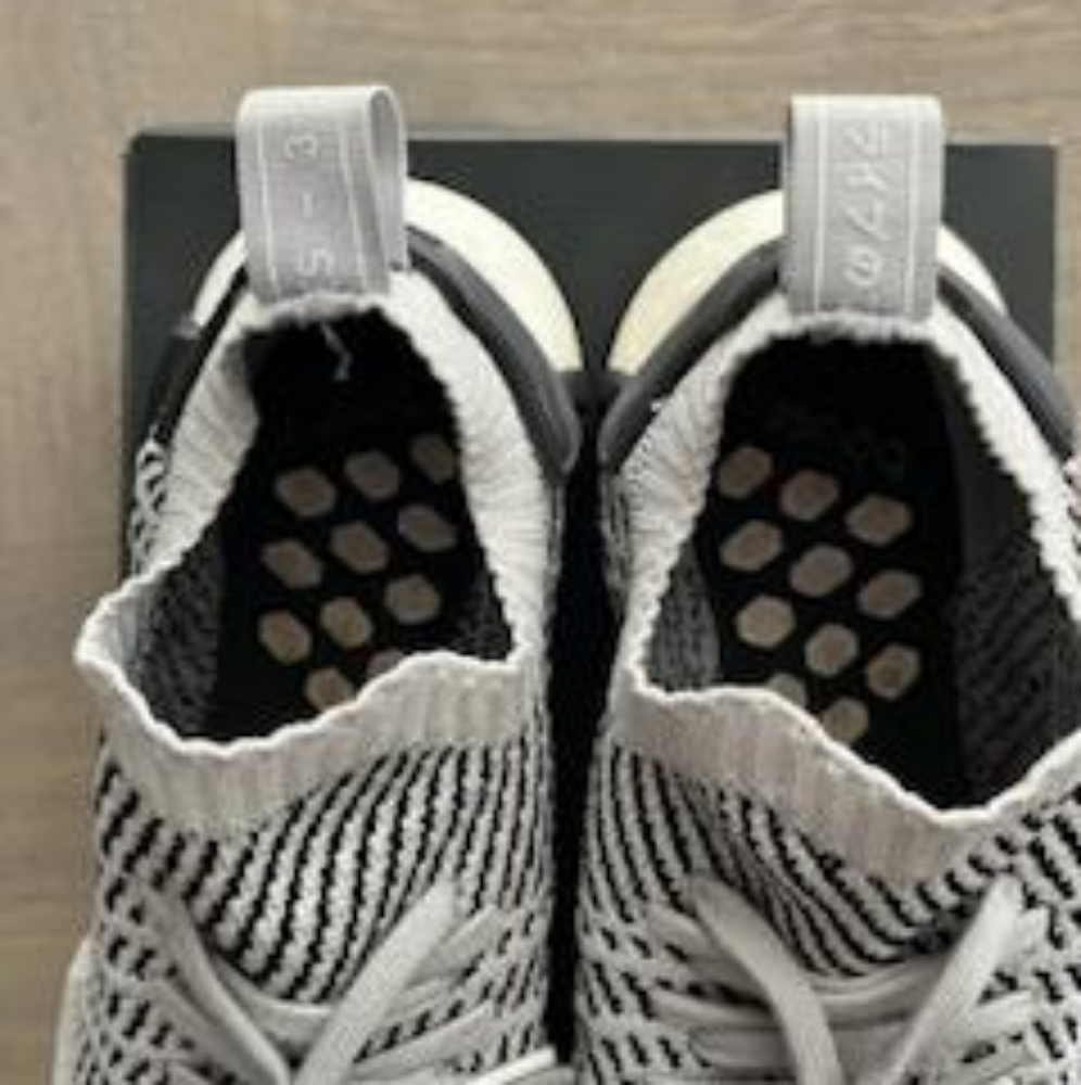 Adidas NMD R1 - Picture 6 of 9